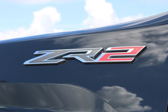Used 2024 Chevrolet Silverado 2500 ZR2 w/ Technology Package image 18