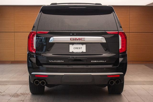 Used 2022 GMC Yukon XL Denali w/ Denali Premium Package image 7