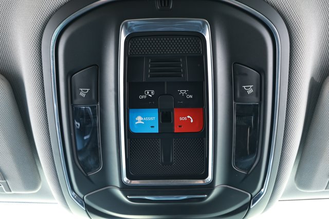 Used 2023 Jeep Grand Cherokee L Laredo RWD image 20