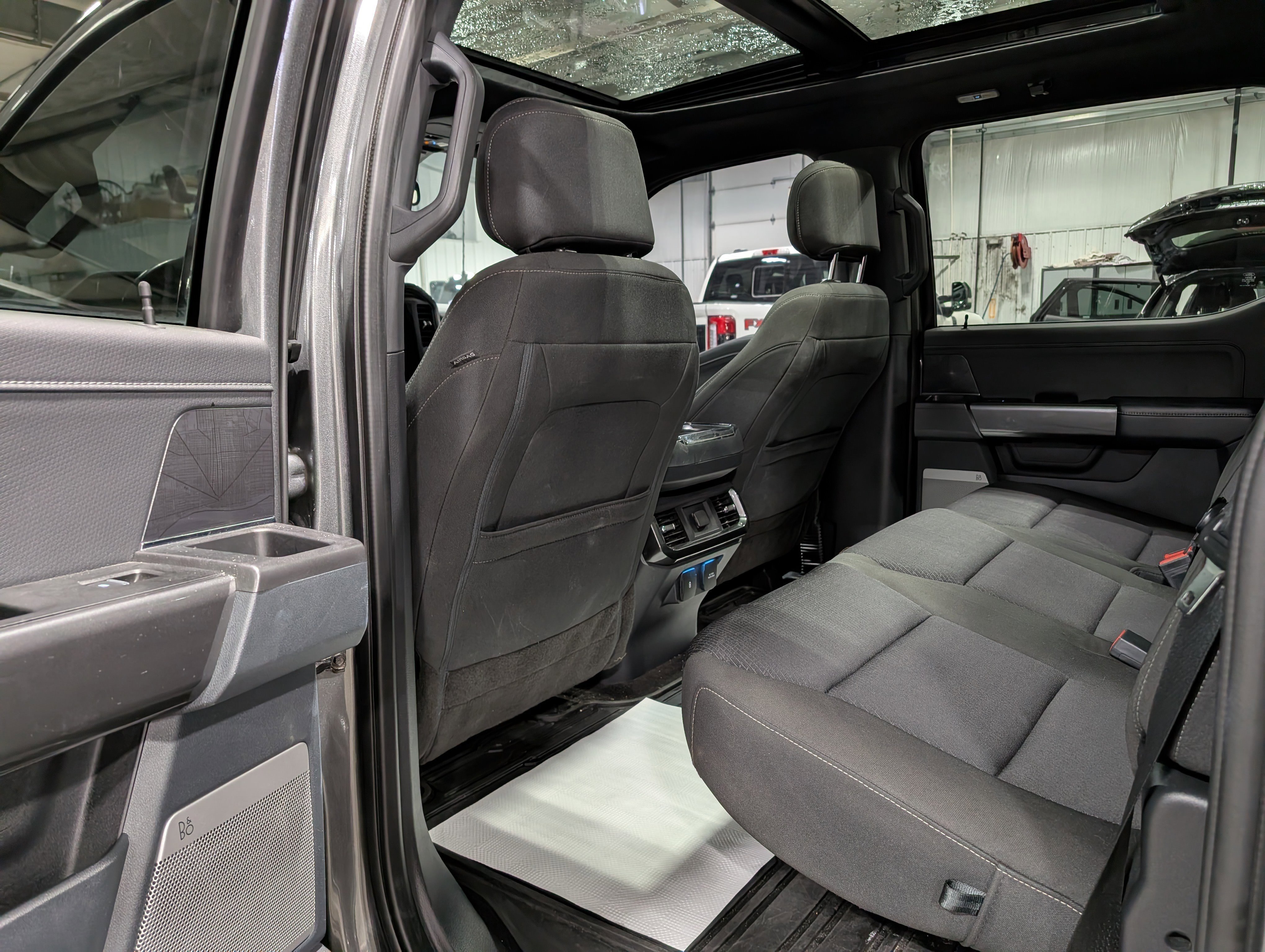 Used 2021 Ford F150 XLT w/ Equipment Group 302A High image 12