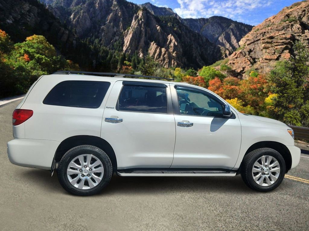 Used 2013 Toyota Sequoia Platinum AWD/4WD image 2