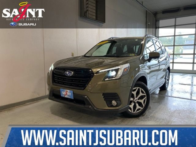 Used 2022 Subaru Forester Premium AWD/4WD image 1