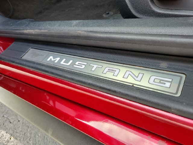 Used 2015 Ford Mustang GT Premium RWD image 22