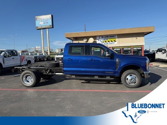 New 2026 Ford F350 Lariat AWD/4WD image 1