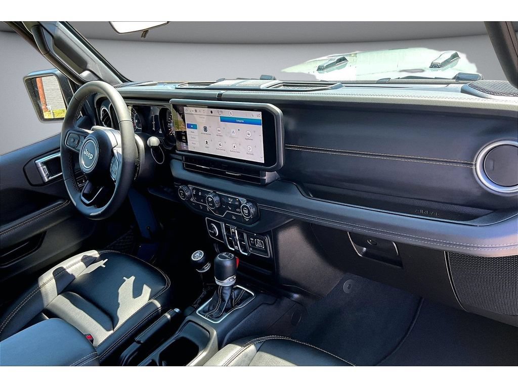 Used 2026 Jeep Gladiator Sport AWD/4WD image 47