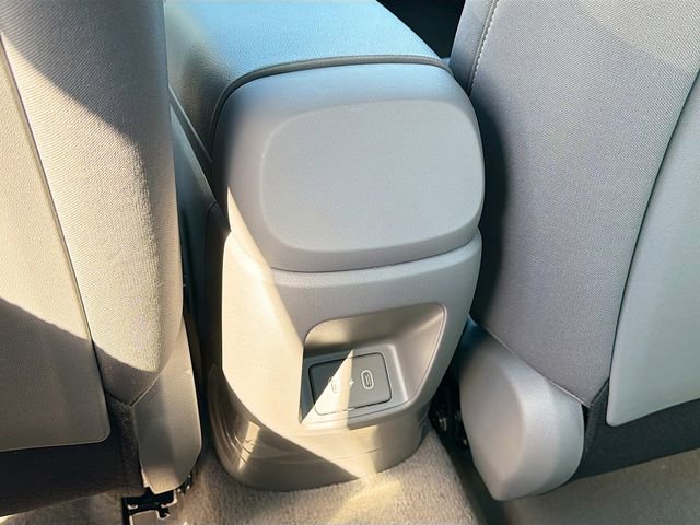 New 2026 Hyundai Elantra Sport FWD image 24