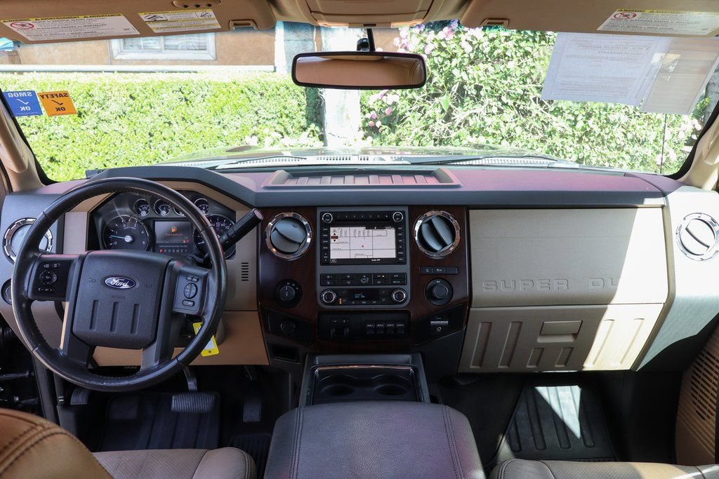 Used 2012 Ford F250 Lariat w/ Lariat Interior Pkg AWD/4WD image 29