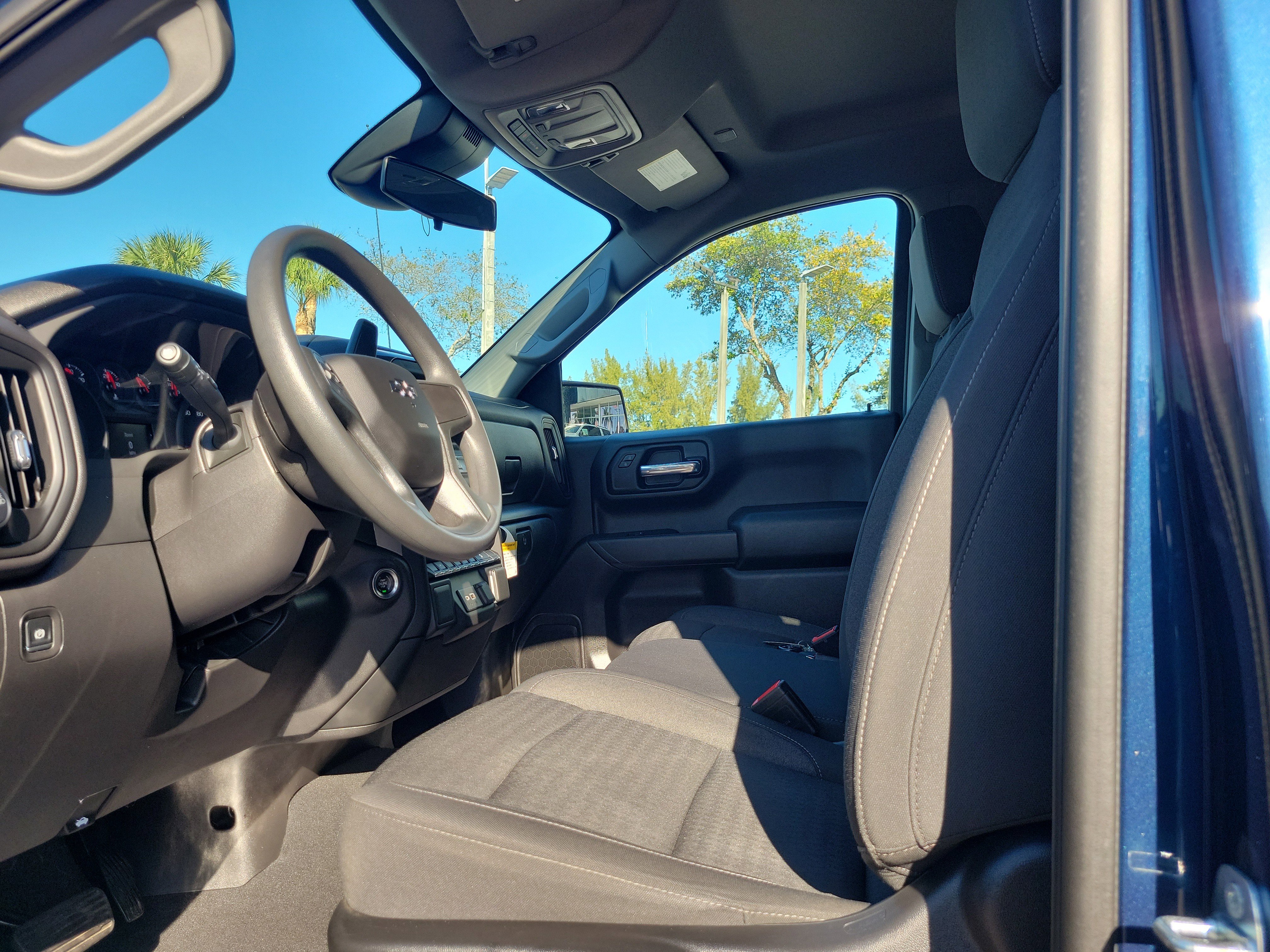 Used 2023 Chevrolet Silverado 1500 Custom Trail Boss image 11