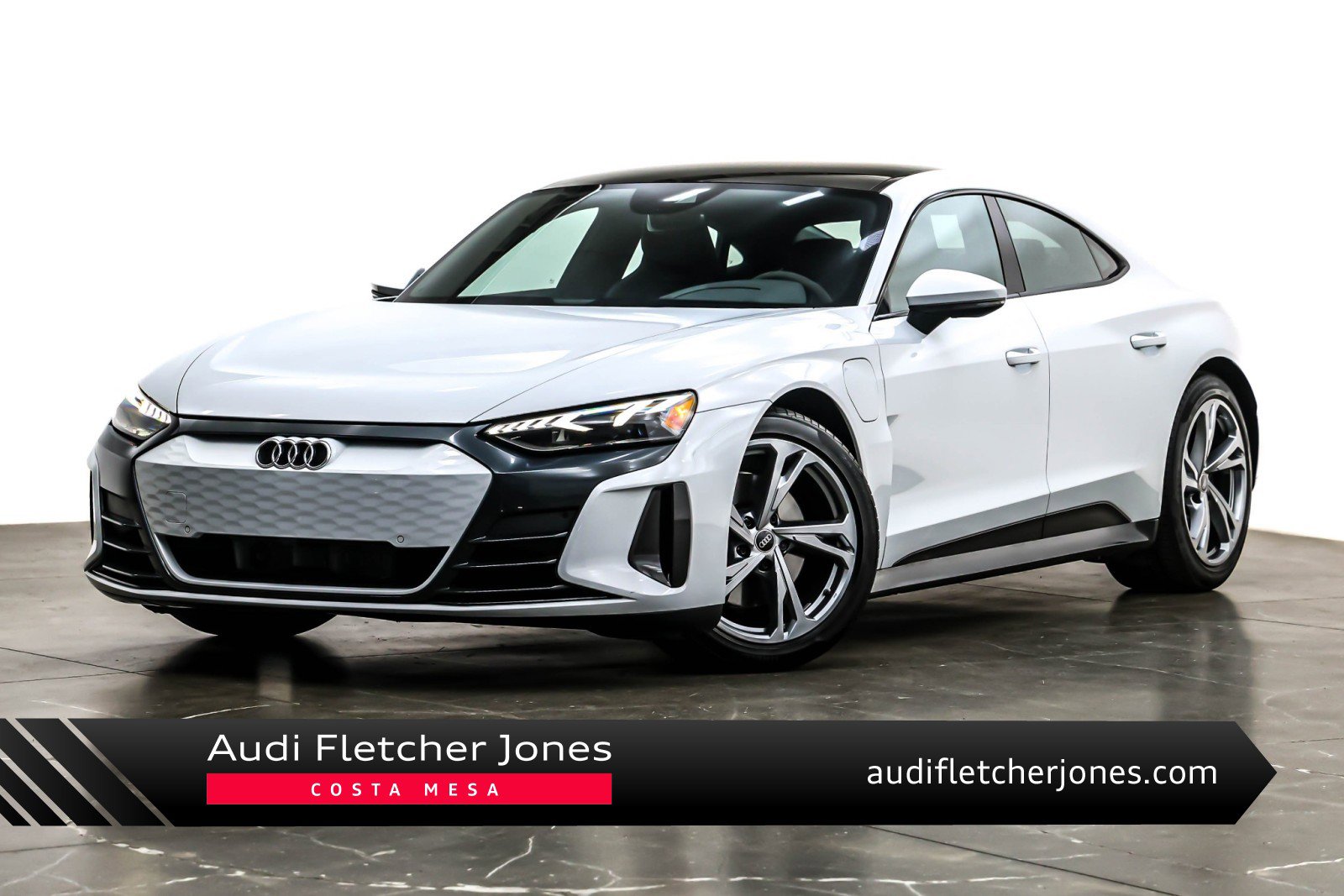 Used 2024 Audi e-tron GT Premium Plus image 1