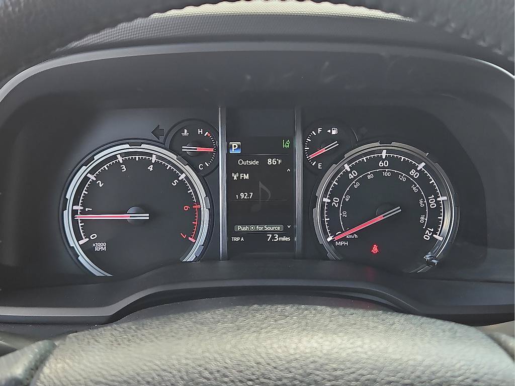 Used 2022 Toyota 4Runner TRD Off-Road Premium w/ Moonroof Package AWD/4WD image 18