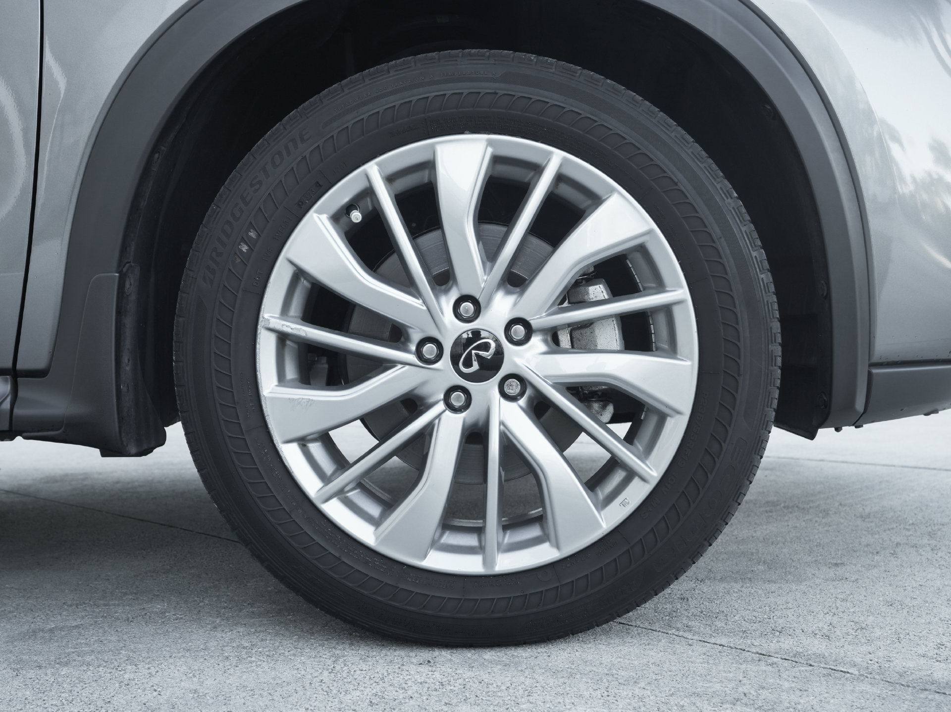 Certified 2023 INFINITI QX50 Luxe FWD image 36