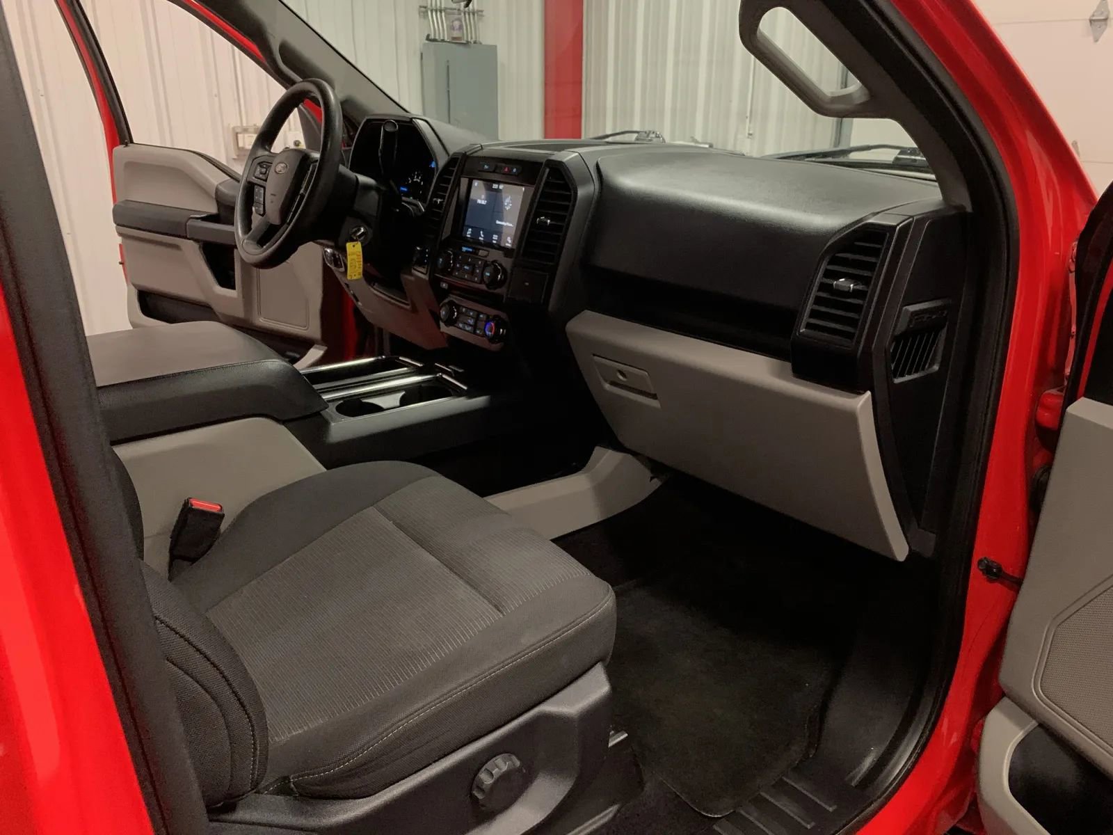 Used 2017 Ford F150 XL w/ Equipment Group 101A Mid image 46