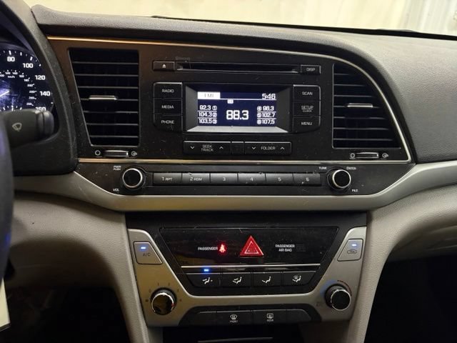 Used 2018 Hyundai Elantra SE FWD image 23