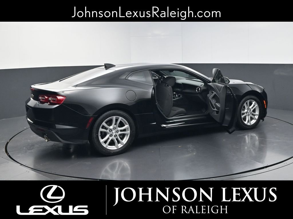 Used 2022 Chevrolet Camaro LS image 31