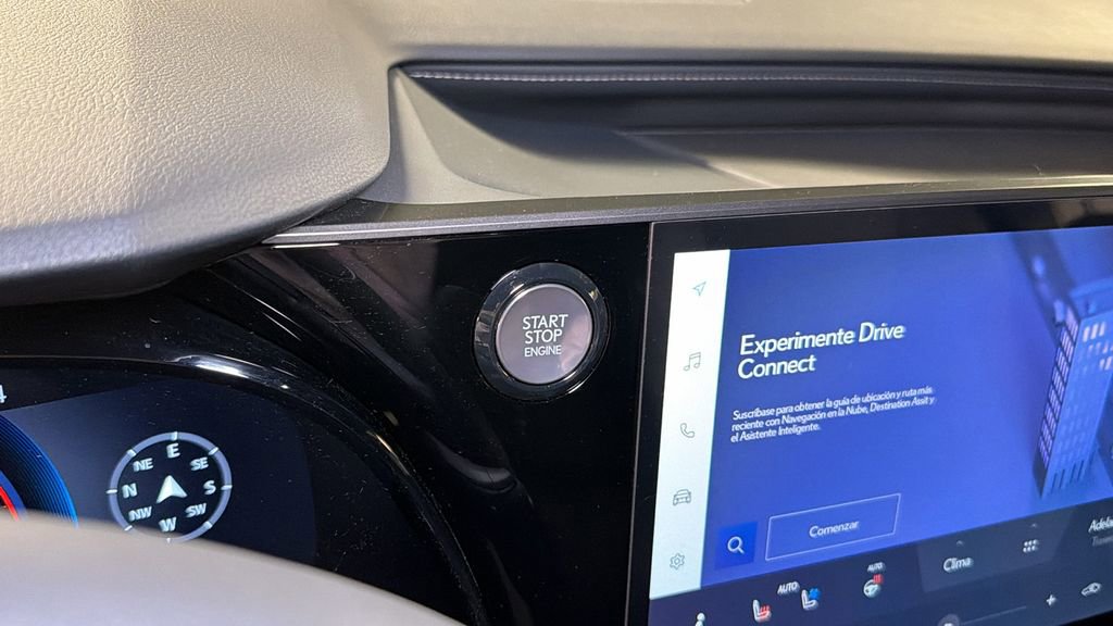 Certified 2025 Lexus RX 350 Premium w/ Accessory Package (A2) image 25