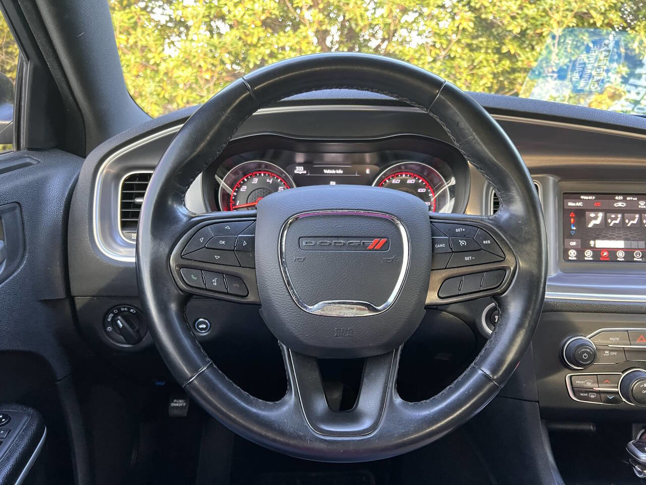 Used 2020 Dodge Charger SXT image 25