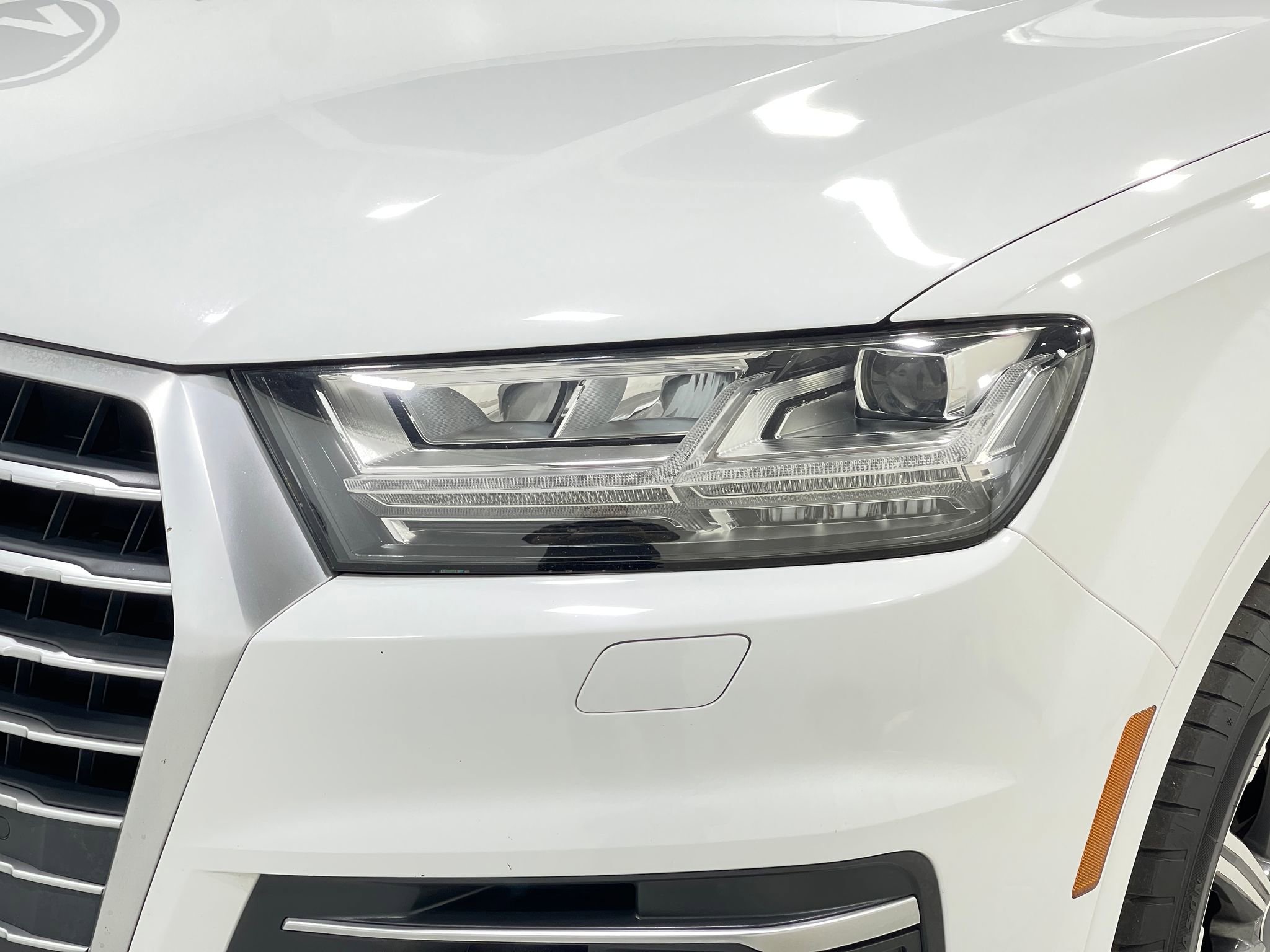 Used 2018 Audi Q7 3.0T Prestige w/ Prestige Package image 37