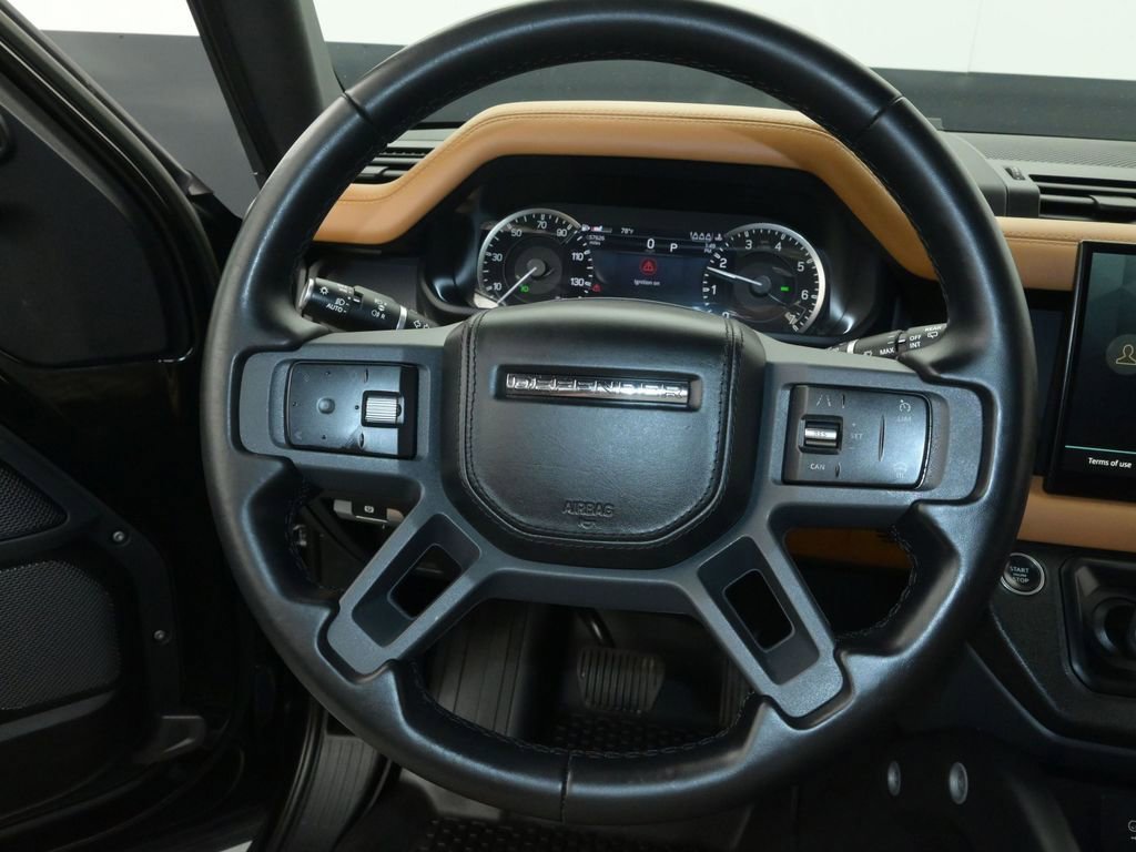 Used 2023 Land Rover Defender 110 X-Dynamic SE image 25