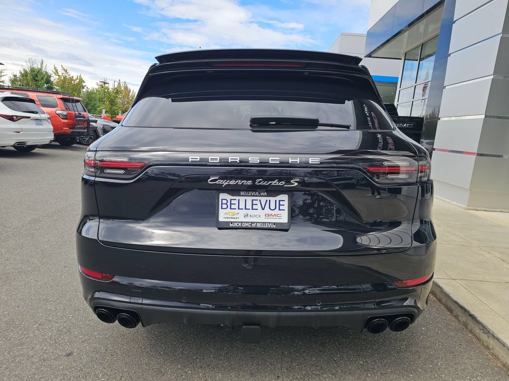 Used 2021 Porsche Cayenne Turbo S AWD/4WD image 6