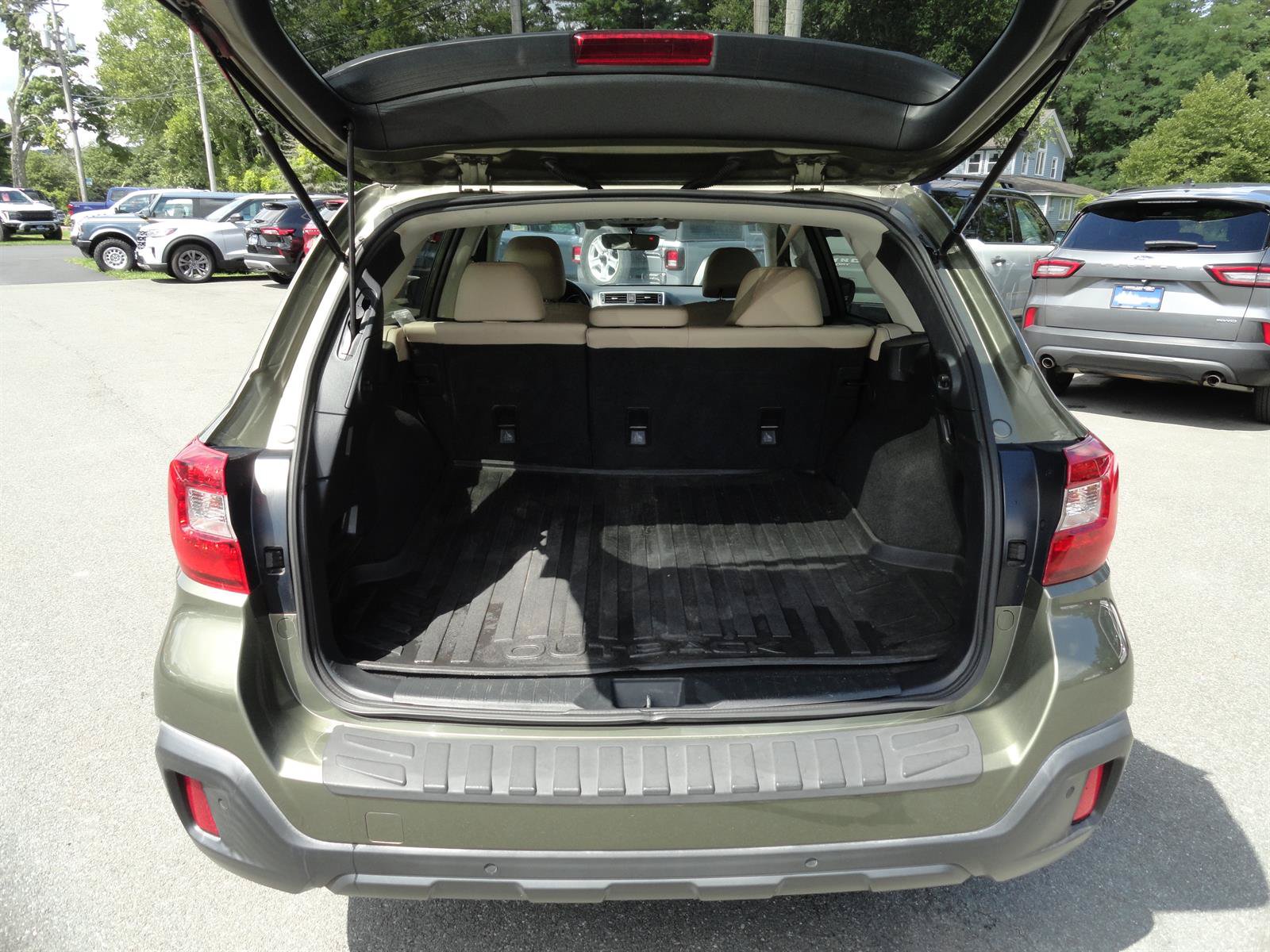 Used 2019 Subaru Outback 2.5i Limited AWD/4WD image 24