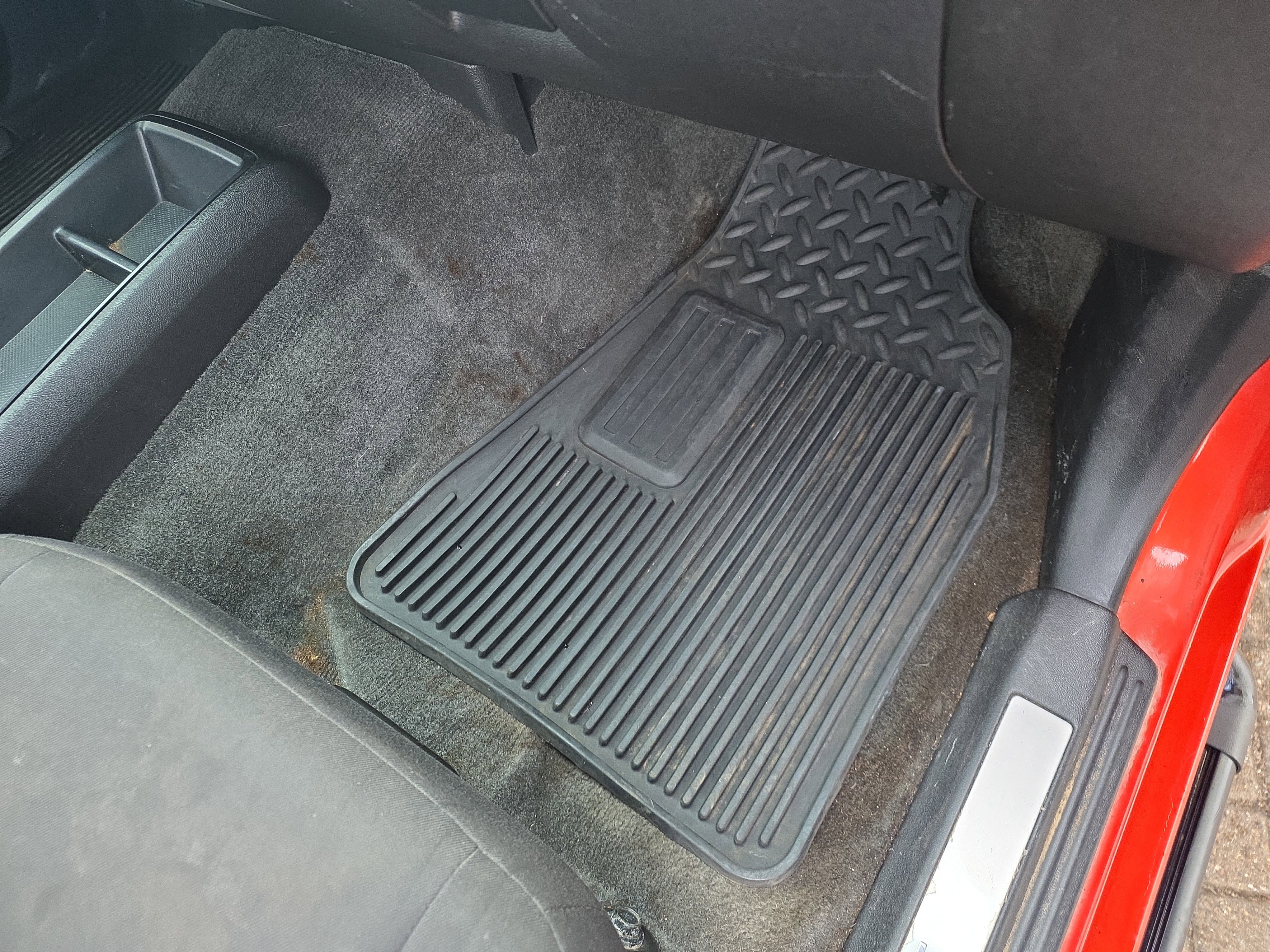 Used 2012 Chevrolet Colorado LT w/ Bodyguard Package image 25