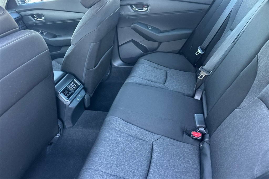 Certified 2025 Honda Accord LX image 13