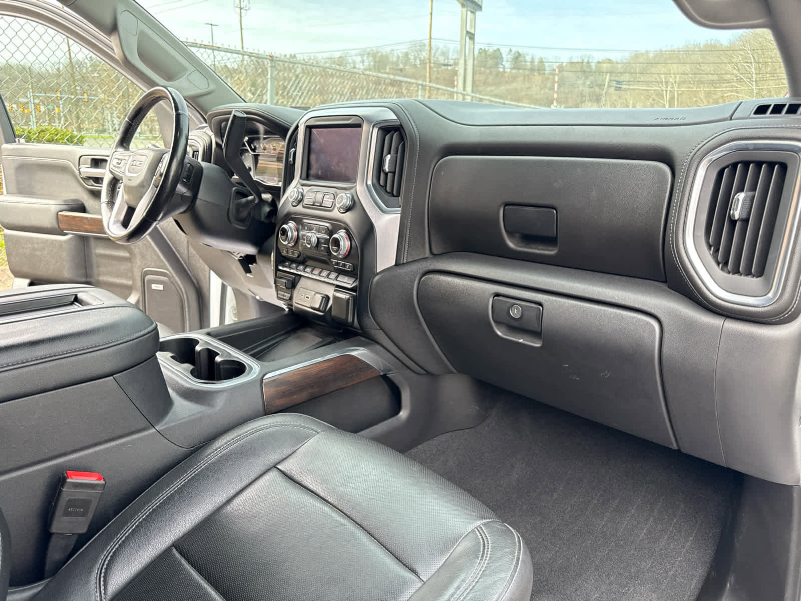 Used 2020 GMC Sierra 1500 SLT w/ SLT Premium Plus Package image 32