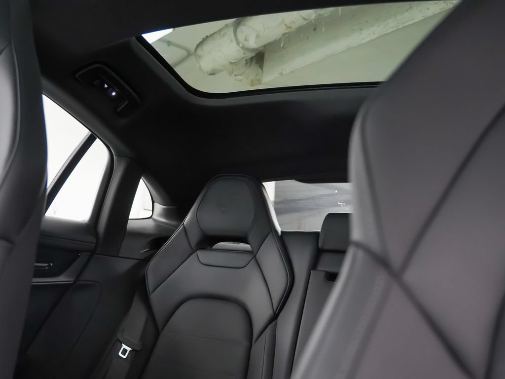 Certified 2025 Porsche Panamera 4 AWD/4WD image 35
