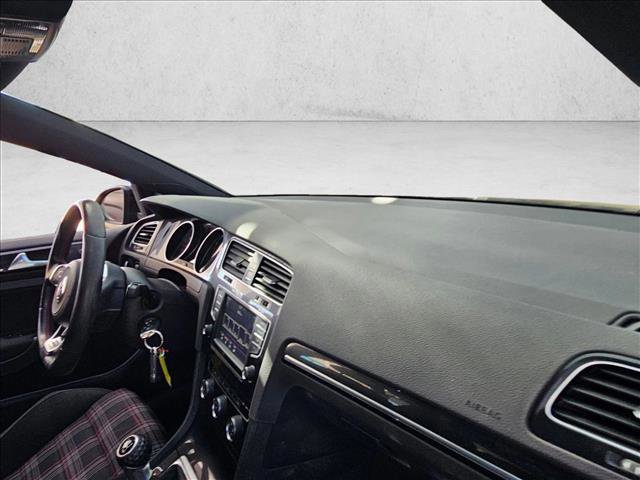 Used 2017 Volkswagen GTI S image 20