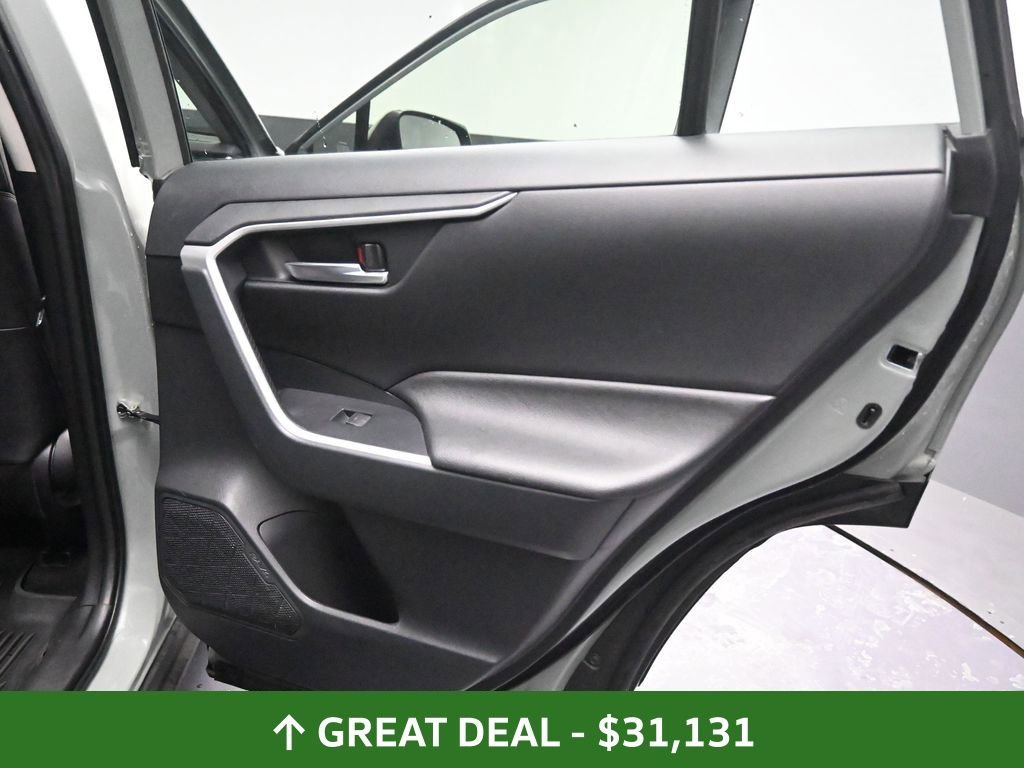 Used 2023 Toyota RAV4 XLE Premium image 23