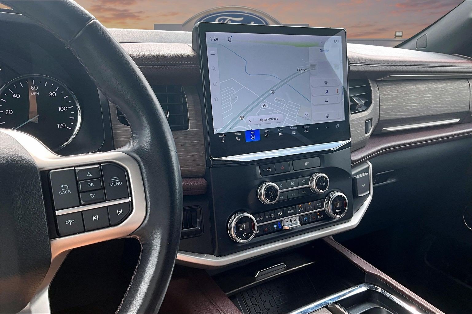 Certified 2024 Ford Expedition Limited AWD/4WD image 6