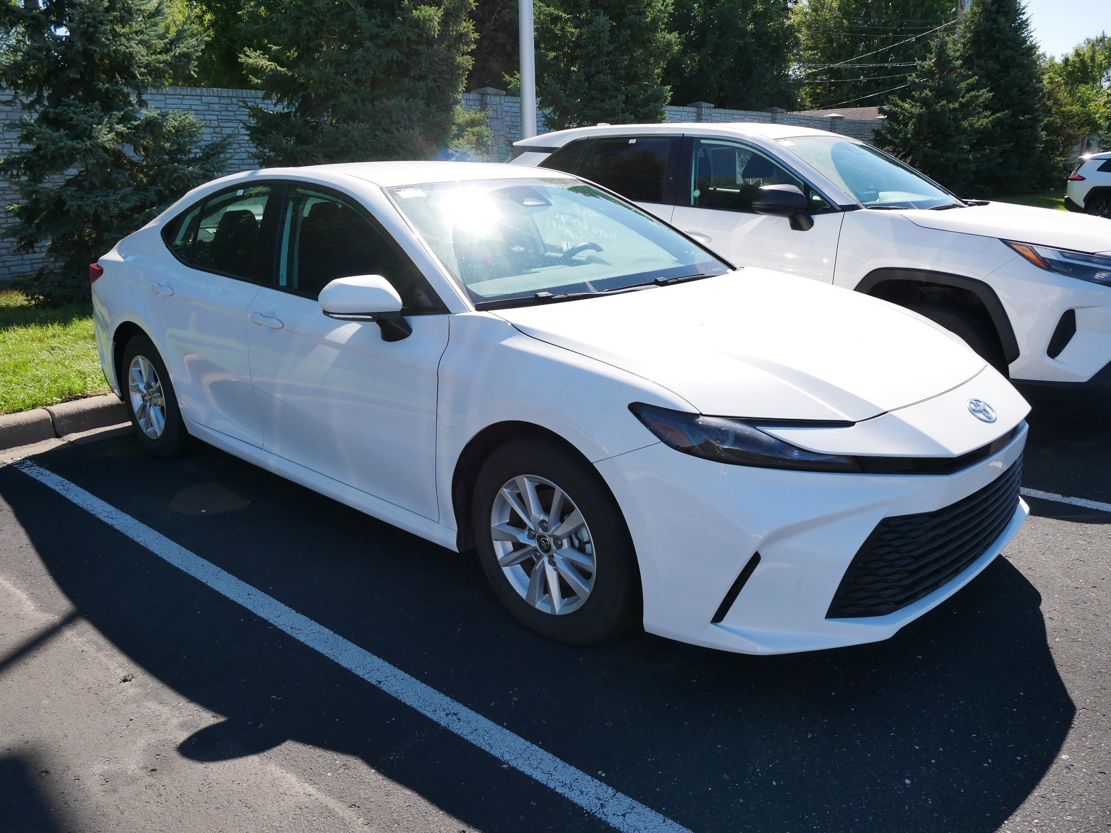 Used 2026 Toyota Camry LE FWD image 4