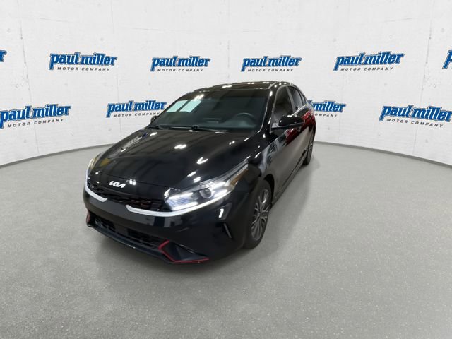 Used 2024 Kia Forte GT-Line FWD image 4
