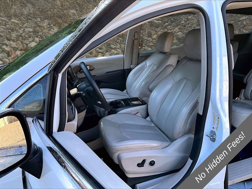 Used 2021 Chrysler Voyager Lxi FWD image 22