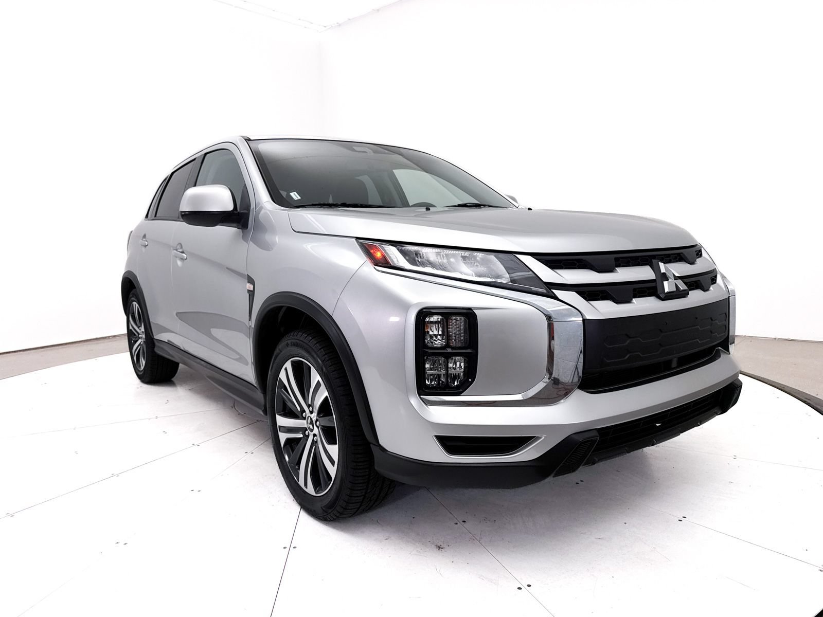 Used 2024 Mitsubishi Outlander Sport ES AWD/4WD image 11