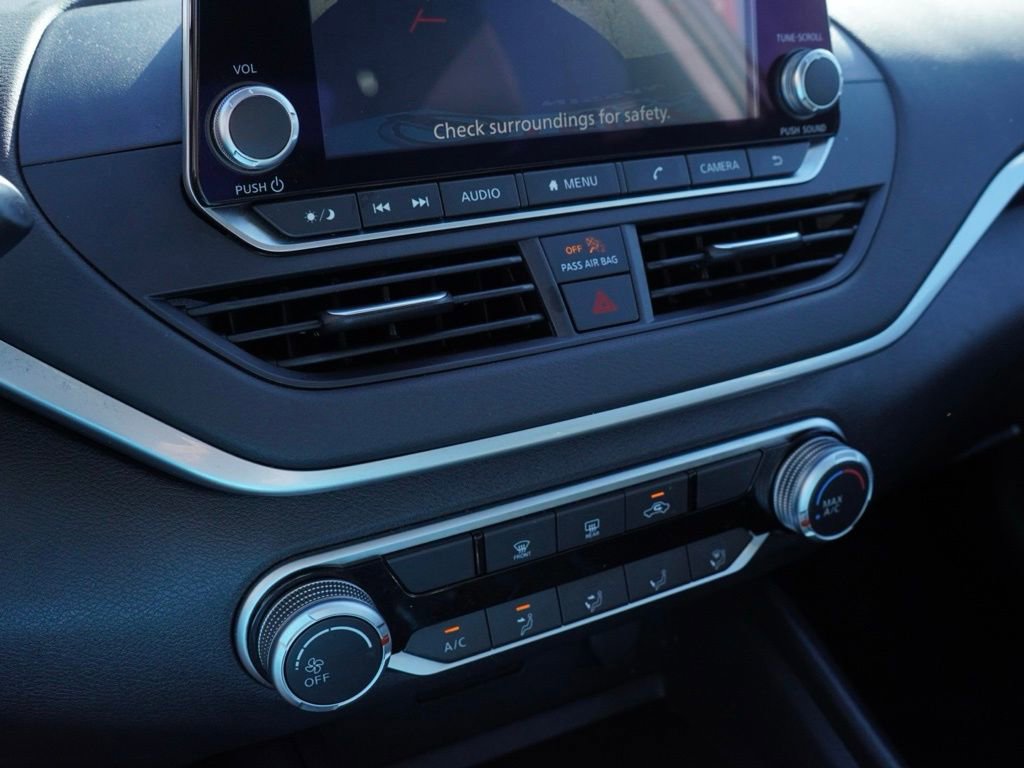 Certified 2025 Nissan Altima 2.5 S image 12