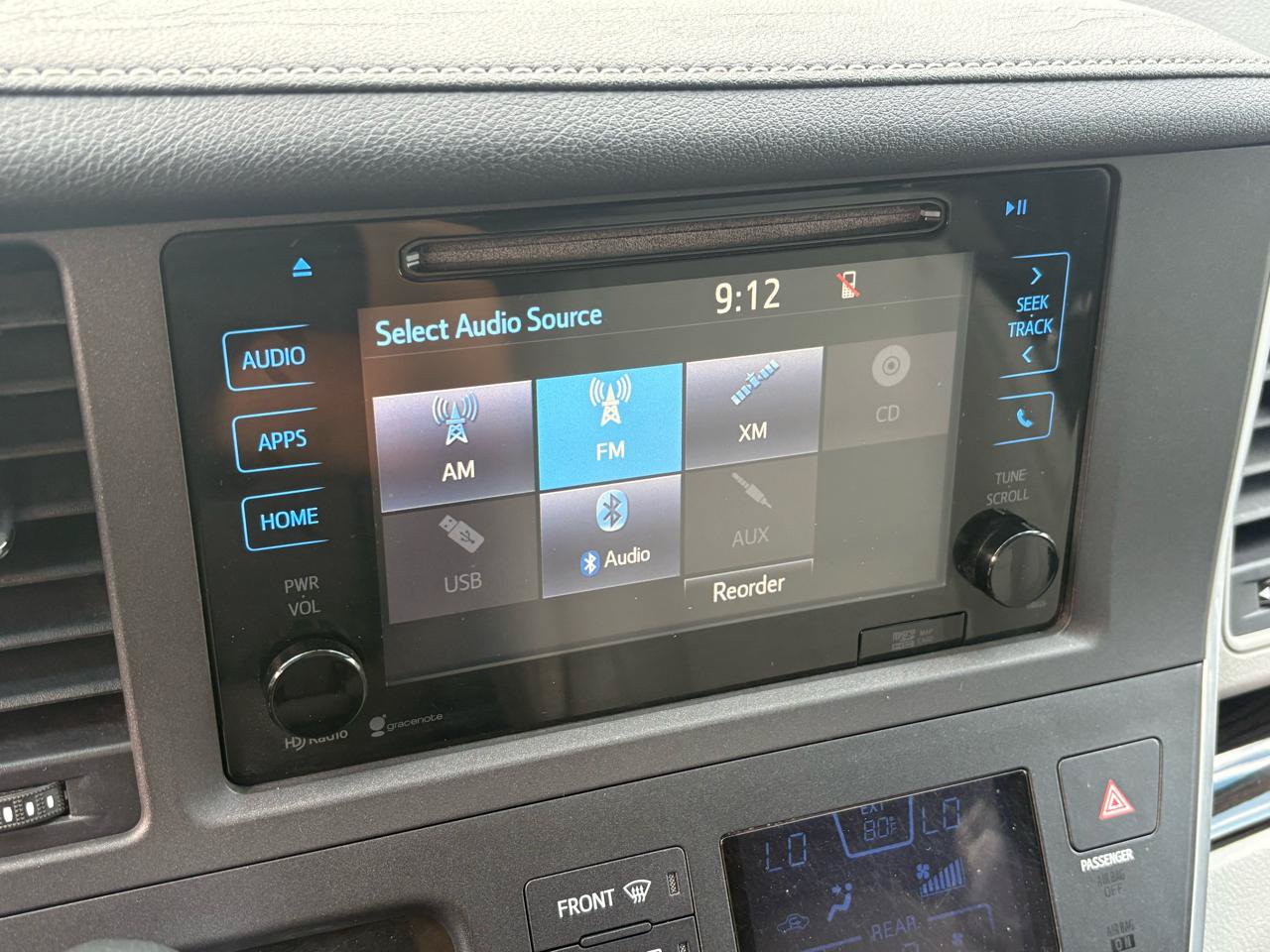 Used 2015 Toyota Sienna XLE w/ XLE Navigation Package FWD image 24