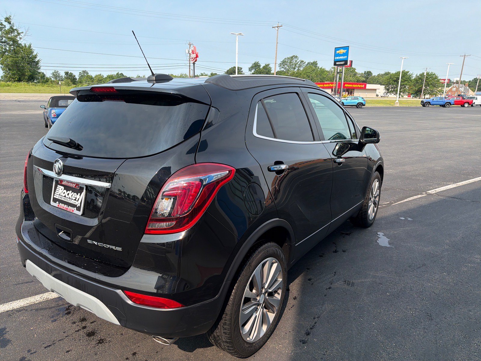 Used 2019 Buick Encore Preferred FWD image 4