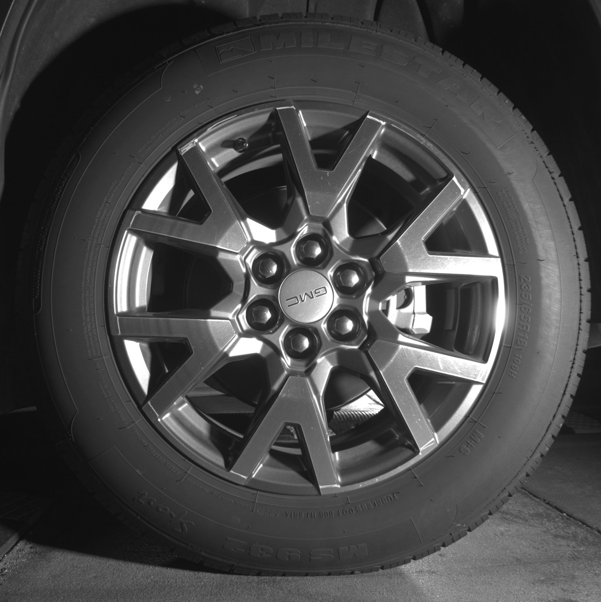 Used 2023 GMC Acadia SLT image 14