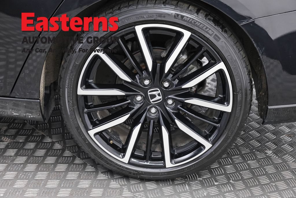 Used 2023 Honda Accord Touring image 32