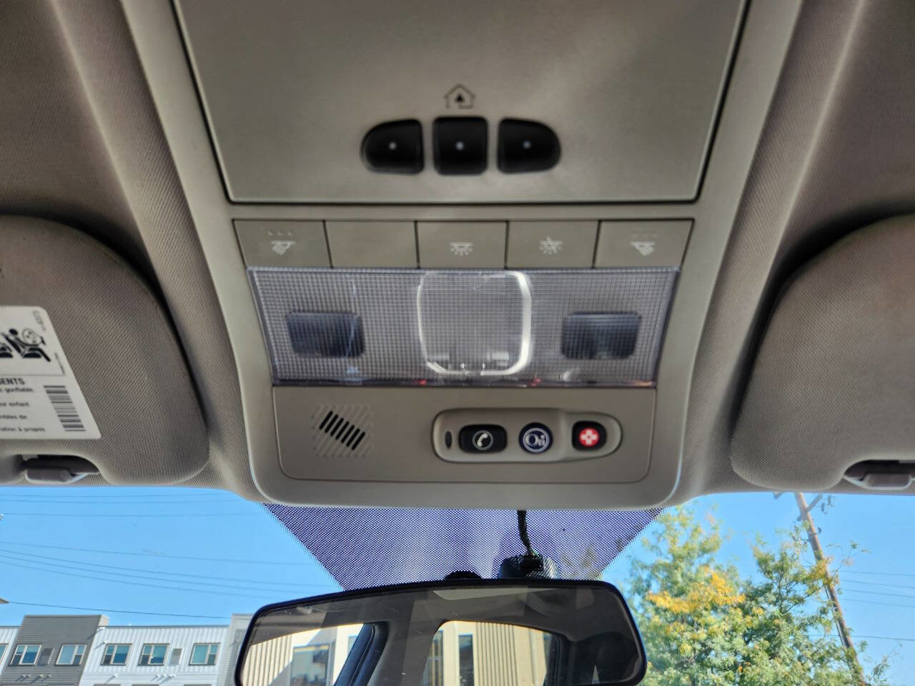 Used 2012 Chevrolet Captiva Sport LT w/ Convenience Package image 22