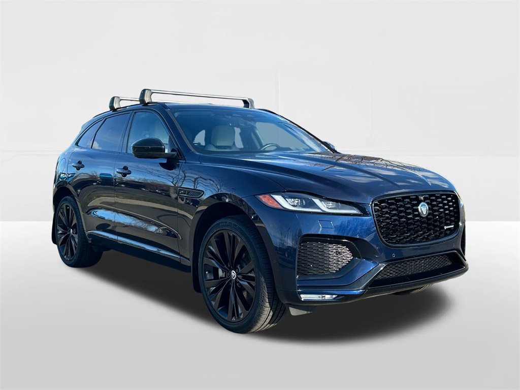 Used 2025 Jaguar F-PACE R-Dynamic S image 5