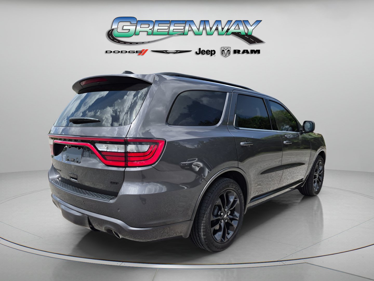 Used 2023 Dodge Durango GT RWD image 3