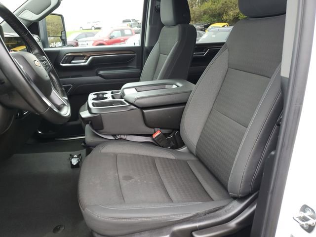 Used 2024 Chevrolet Silverado 2500 LT image 24