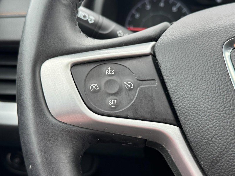 Used 2018 GMC Terrain SLE FWD image 16