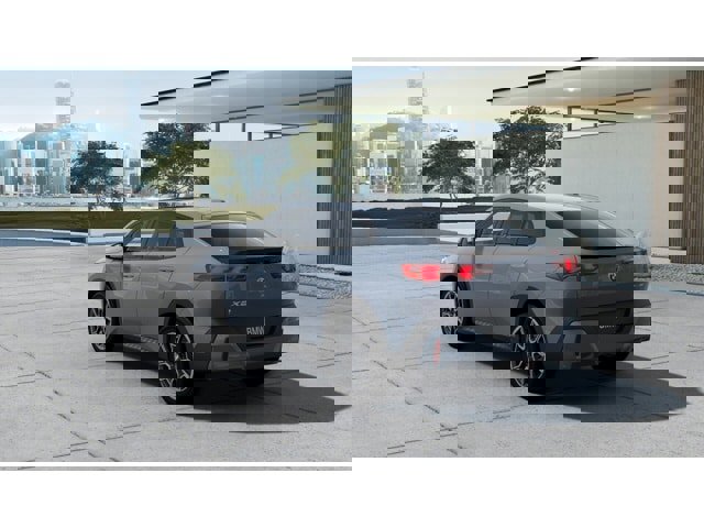 New 2026 BMW X2 xDrive28i w/ Technology Package image 2