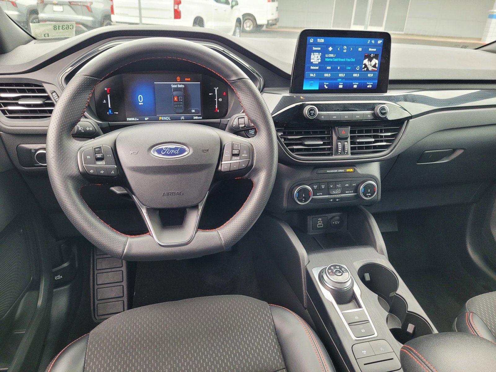 Used 2025 Ford Escape ST-Line AWD/4WD image 17