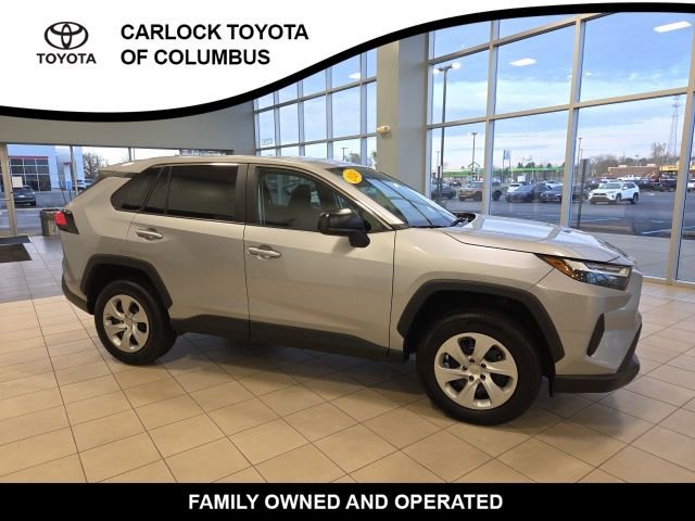 Used 2024 Toyota RAV4 LE image 5