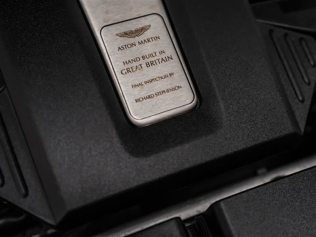 Used 2021 Aston Martin DBX Base image 18