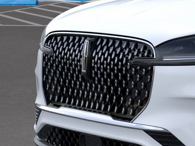 New 2026 Lincoln Aviator 2WD image 17
